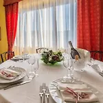 Aquila Hotel