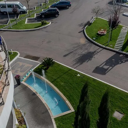Aquila Hotel 3*