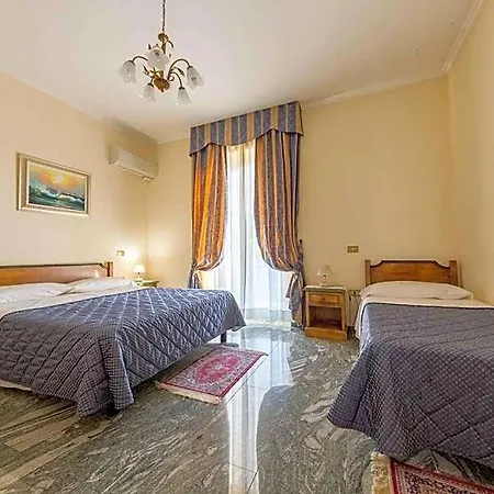 Hotell Aquila