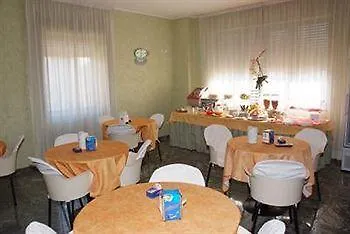מלון Aquila 3*