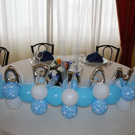 Aquila Hotell 3*