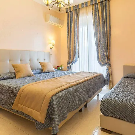 Aquila Hotell 3*